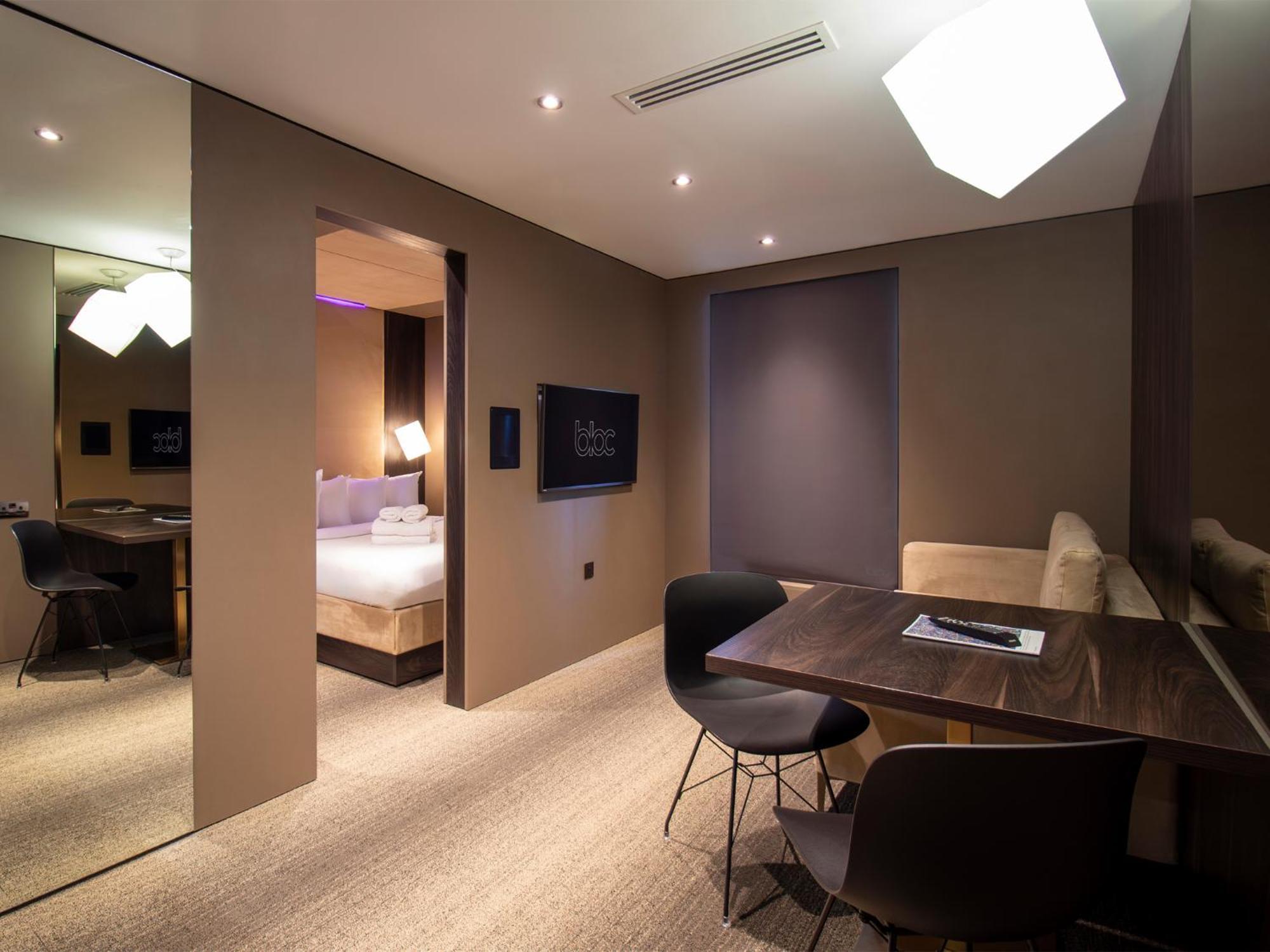 Bloc Hotel Бирмингем Экстерьер фото