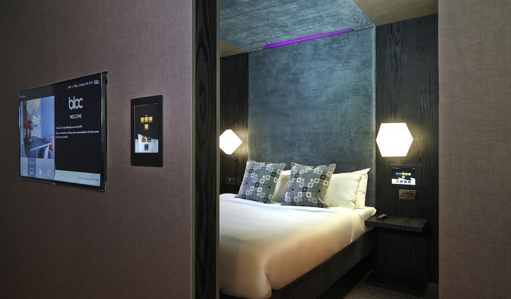 Bloc Hotel Бирмингем Экстерьер фото